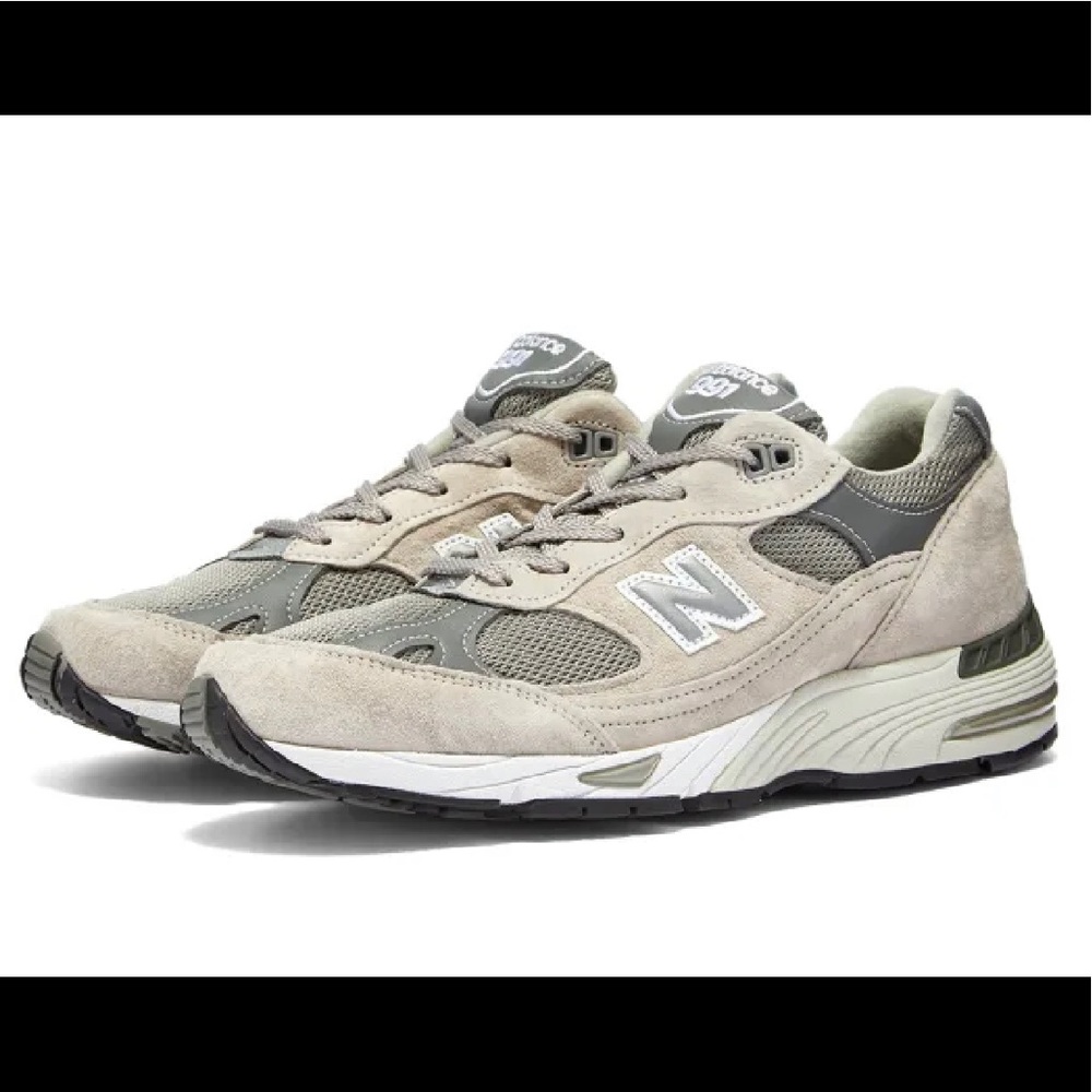 Brand new 991 New Balance womens sneakers size 6.5